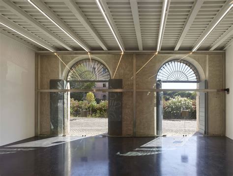 fondazionee fendi rhinoceros lavora con noi